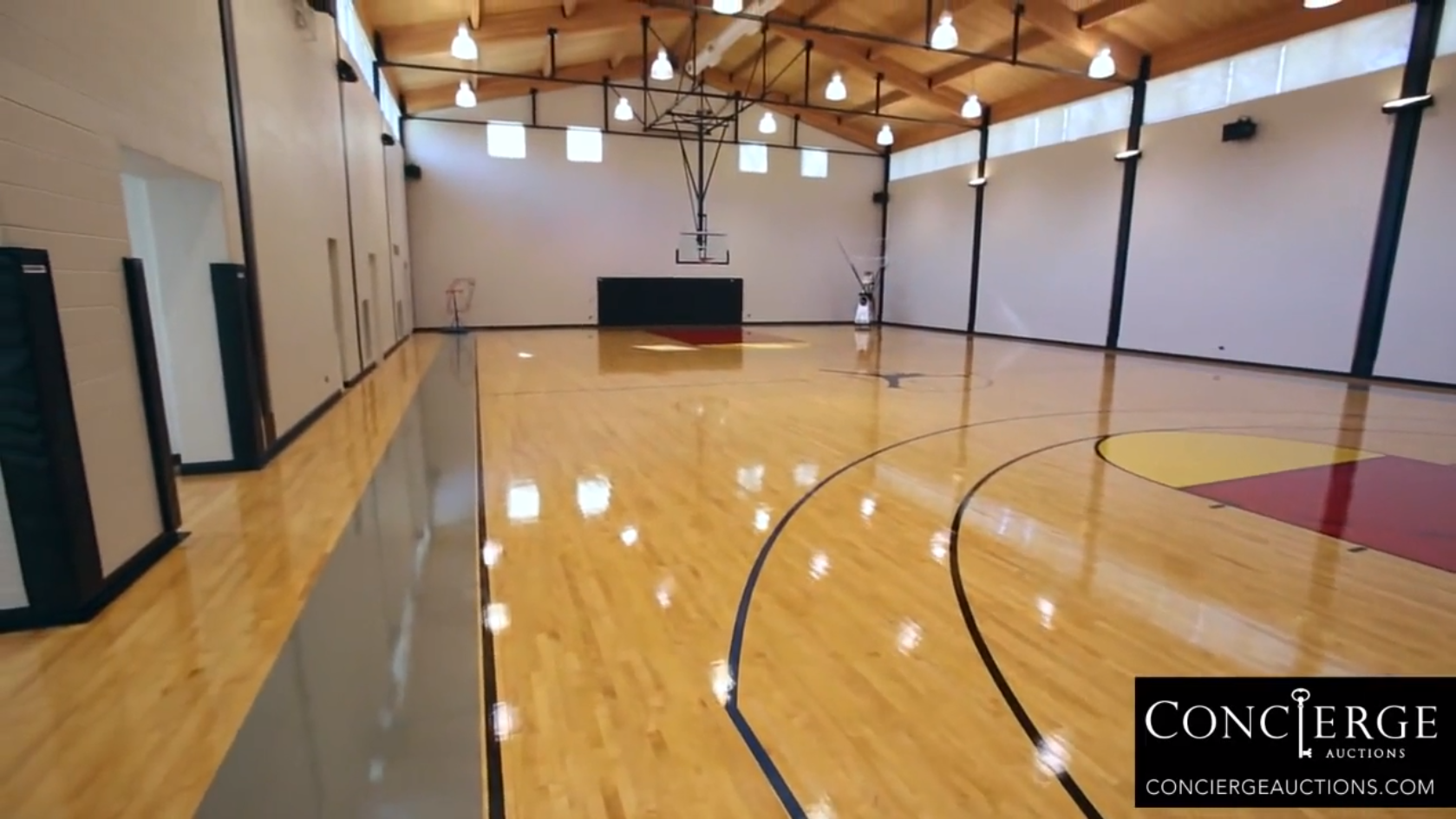 En helt egen baskethall.
